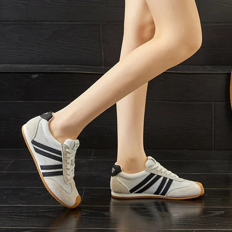 Aria Running Shoes - Lightweight Mesh Design for Comfort and Breathability - Ideal for Daily Running and Training