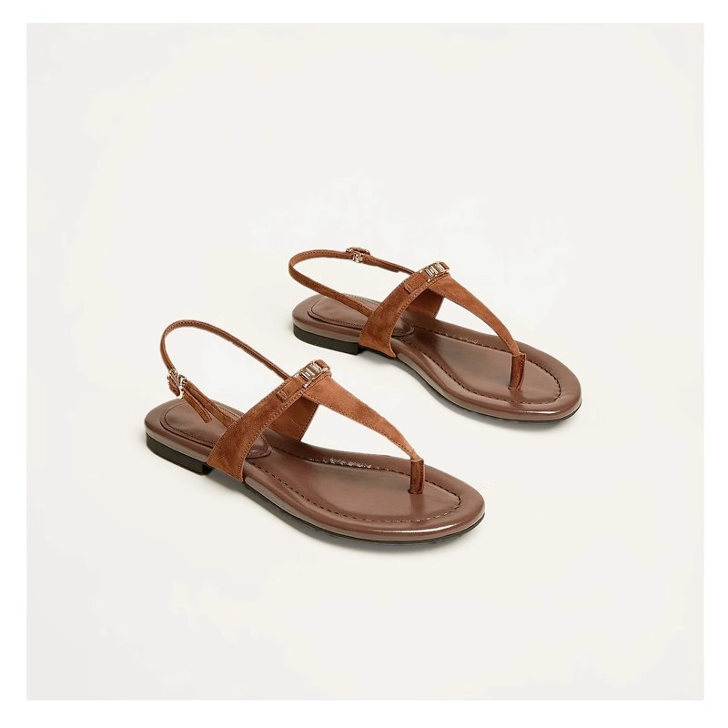 Buckle Strap Sandals for Women - Comfortable Casual Footwear for Summer - Adjustable Fit, Versatile Design