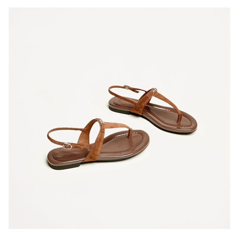 Buckle Strap Sandals for Women - Comfortable Casual Footwear for Summer - Adjustable Fit, Versatile Design