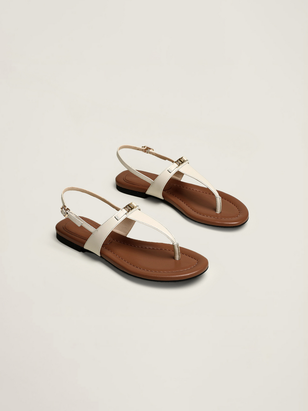 Buckle Strap Sandals for Women - Comfortable Casual Footwear for Summer - Adjustable Fit, Versatile Design