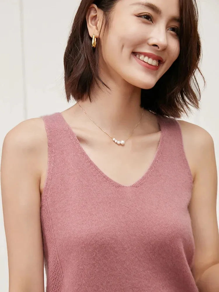 Cashmere V-Neck Sweater for Women - Soft, Lightweight Knit - Perfect for Casual Wear or Layering