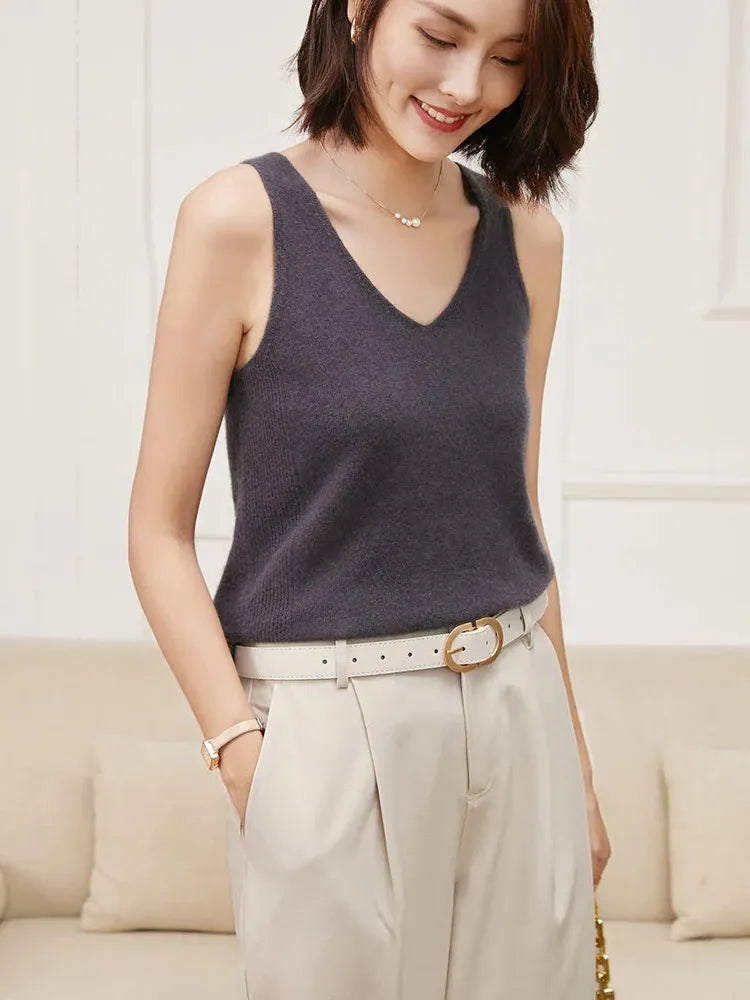 Cashmere V-Neck Sweater for Women - Soft, Lightweight Knit - Perfect for Casual Wear or Layering