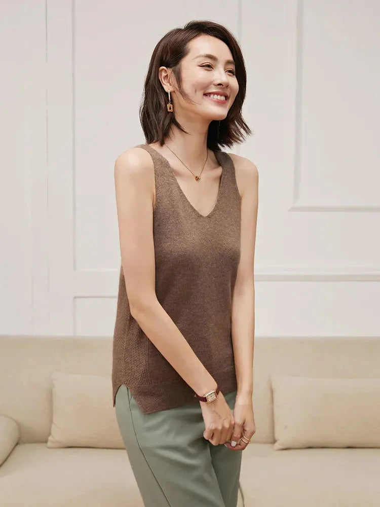 Cashmere V-Neck Sweater for Women - Soft, Lightweight Knit - Perfect for Casual Wear or Layering