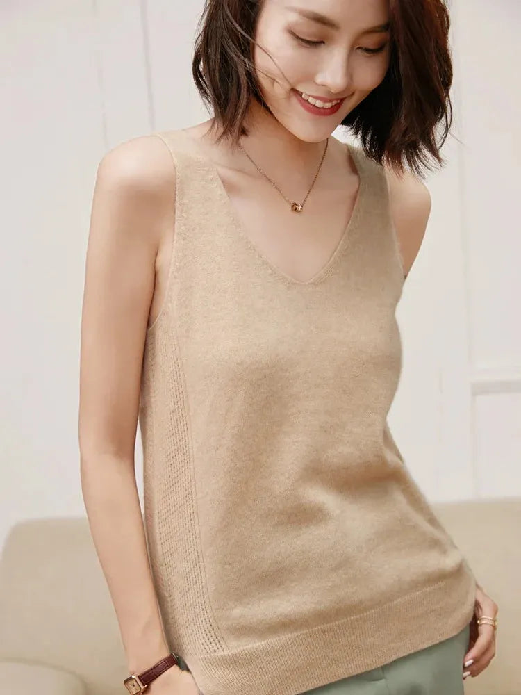 Cashmere V-Neck Sweater for Women - Soft, Lightweight Knit - Perfect for Casual Wear or Layering