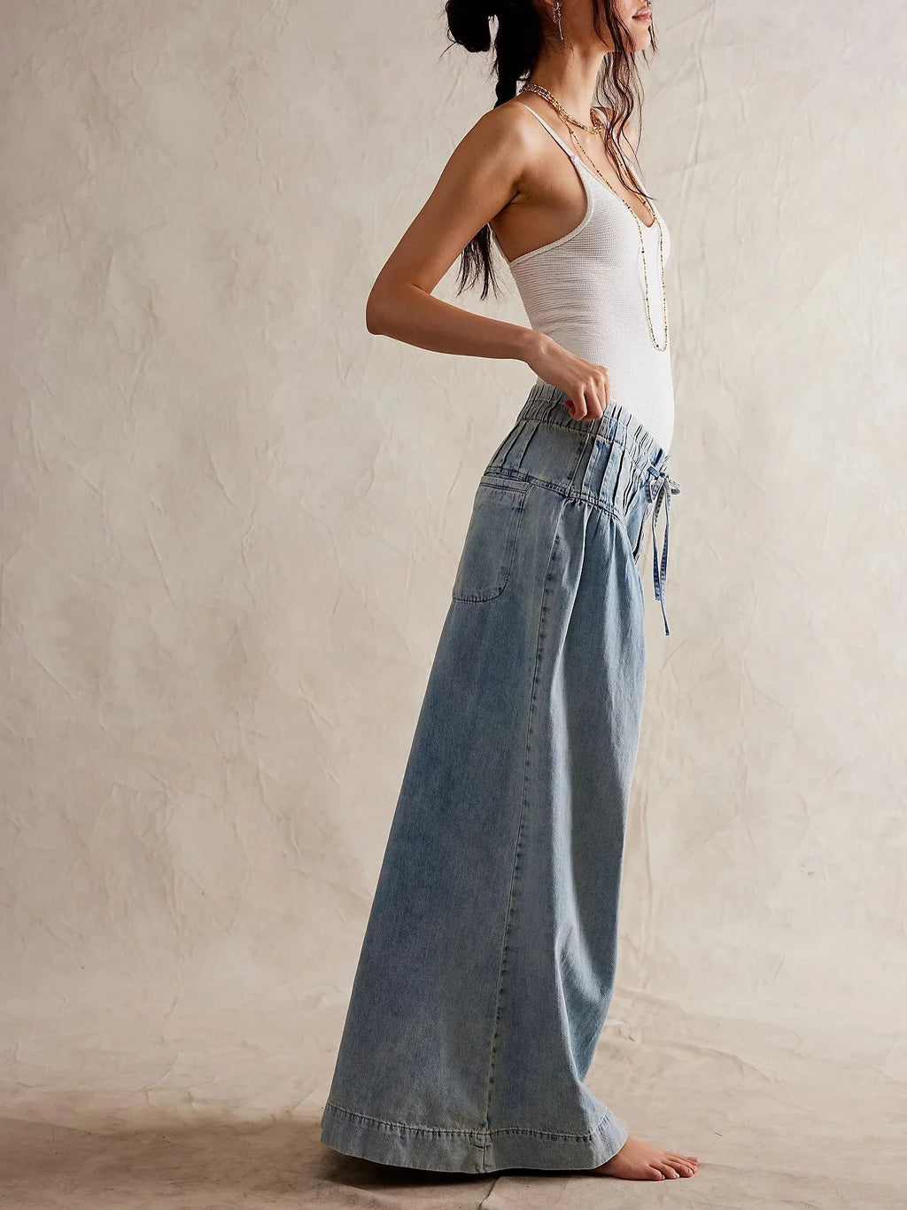 Chambray Pull-On Jeans for Women - Comfortable Stretch Fabric - Casual Everyday Wear - Available in Multiple Sizes