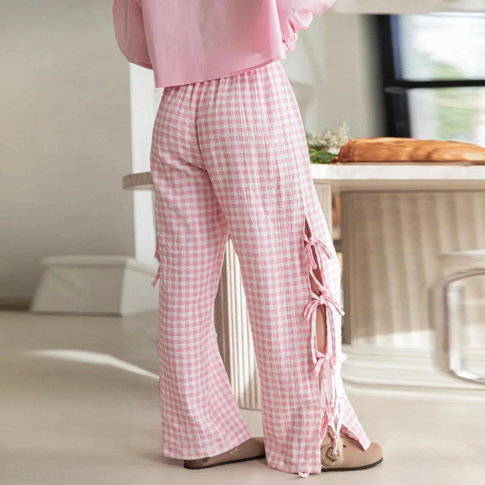 Checkered Cotton Trousers for Casual Wear - Comfortable Fit, Versatile Design, Perfect for Everyday Outfits