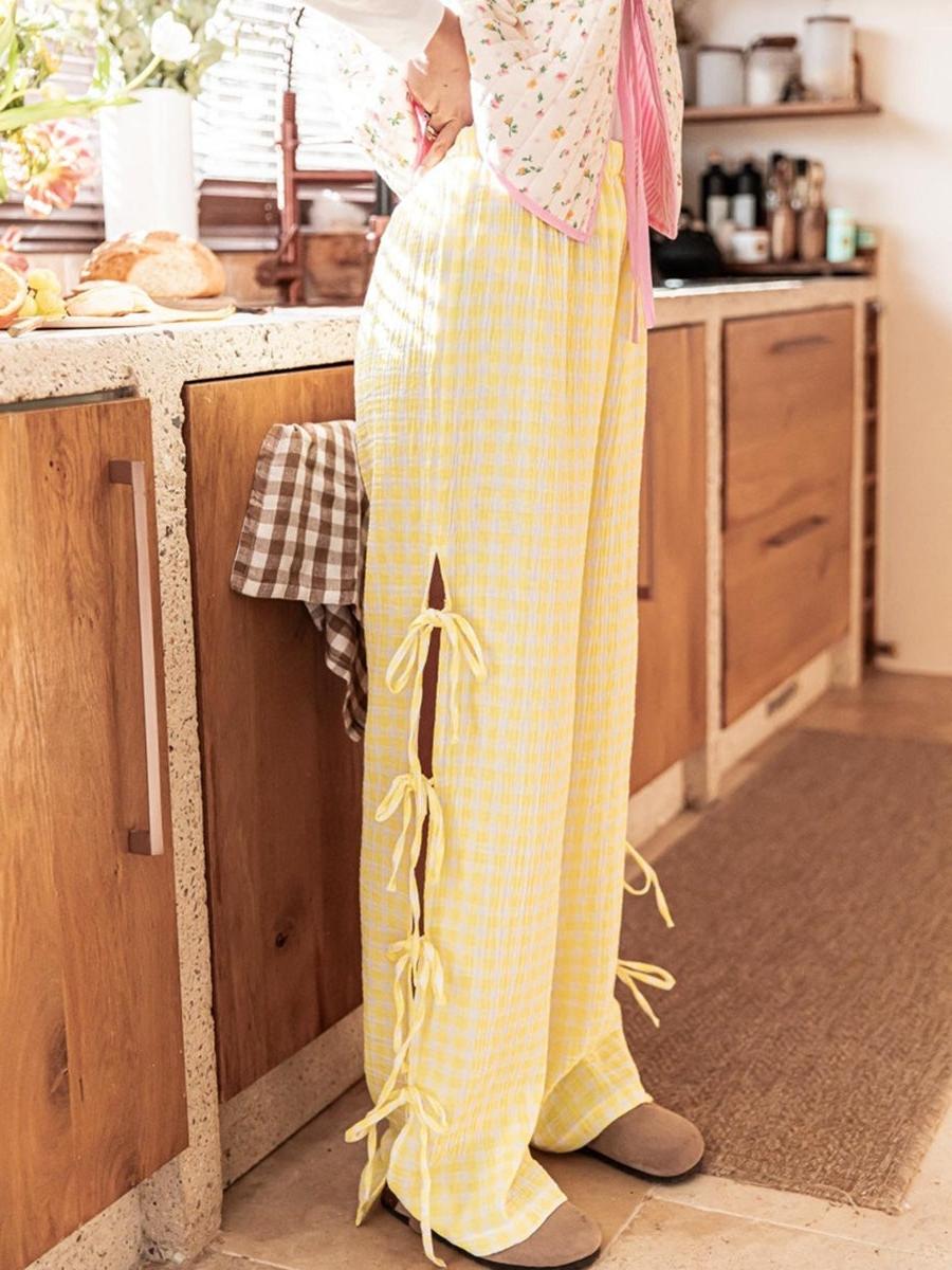 Checkered Cotton Trousers for Casual Wear - Comfortable Fit, Versatile Design, Perfect for Everyday Outfits