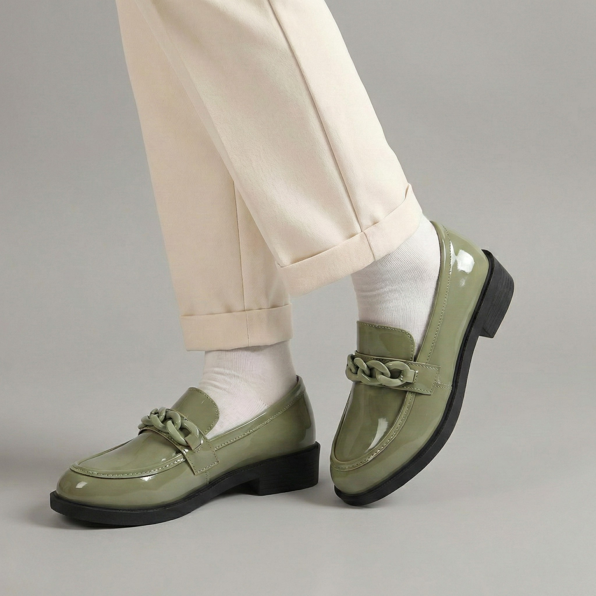 Chunky Chain Loafers for Women - Stylish Vegan Leather Slip-On Shoes for Casual and Dressy Occasions