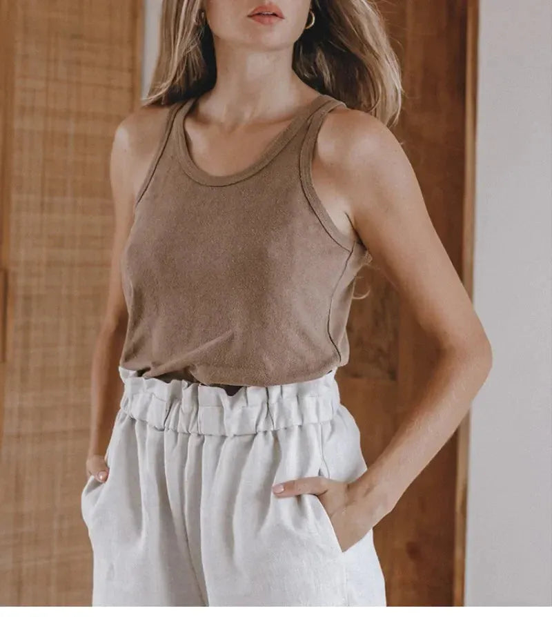 Cotton Tank Top for Everyday Wear - Comfortable Sleeveless Design - Casual Women's Apparel
