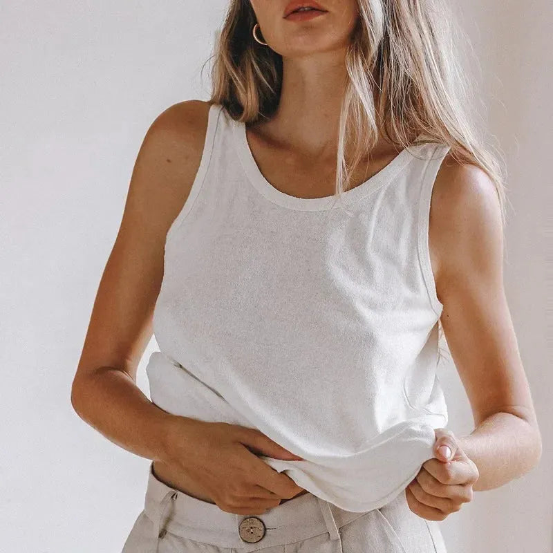 Cotton Tank Top for Everyday Wear - Comfortable Sleeveless Design - Casual Women's Apparel