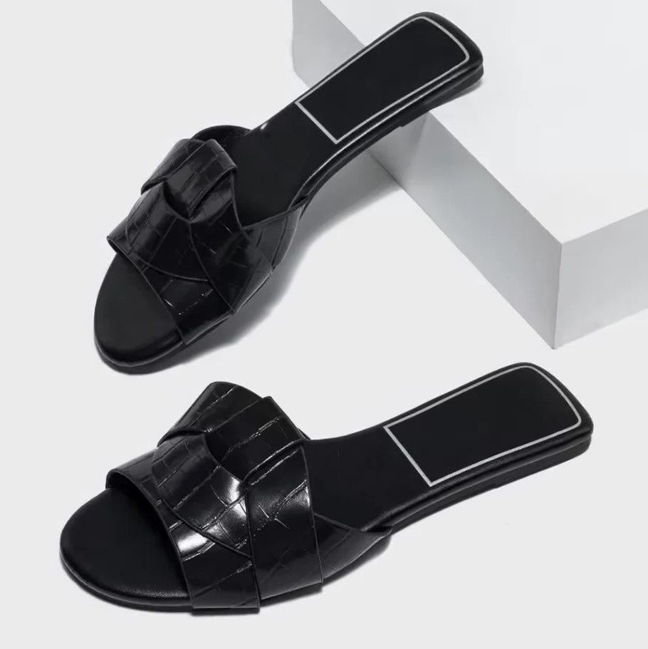 Flat Buckle Sandals for Women - Comfortable Casual Footwear - Versatile Summer Style - Available in Multiple Colors