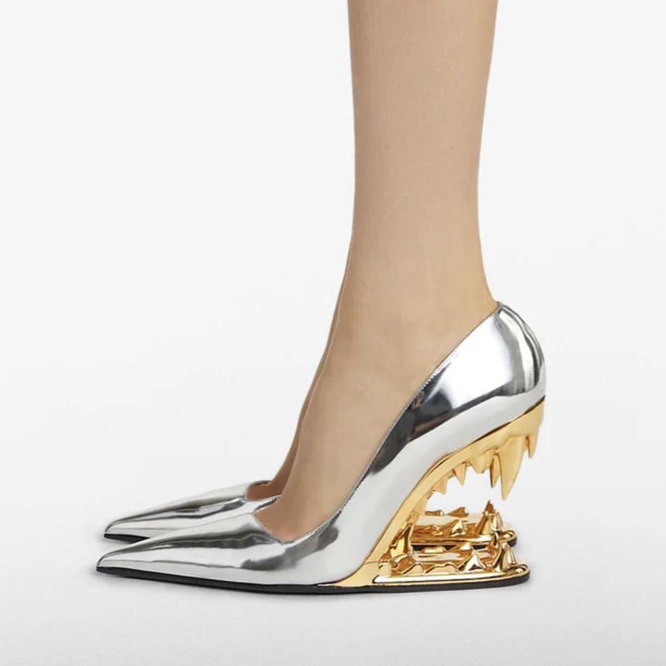 High-Heel Stiletto Pumps with Panther Teeth Design for Formal and Evening Wear