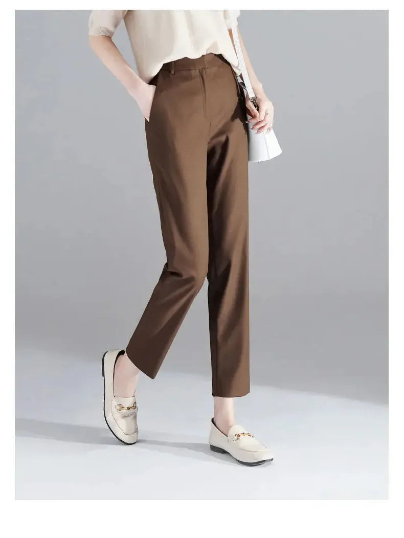 High-Waist Trousers in Soft Fabric - Chic Casual Pants for Everyday Wear - Available in Multiple Sizes