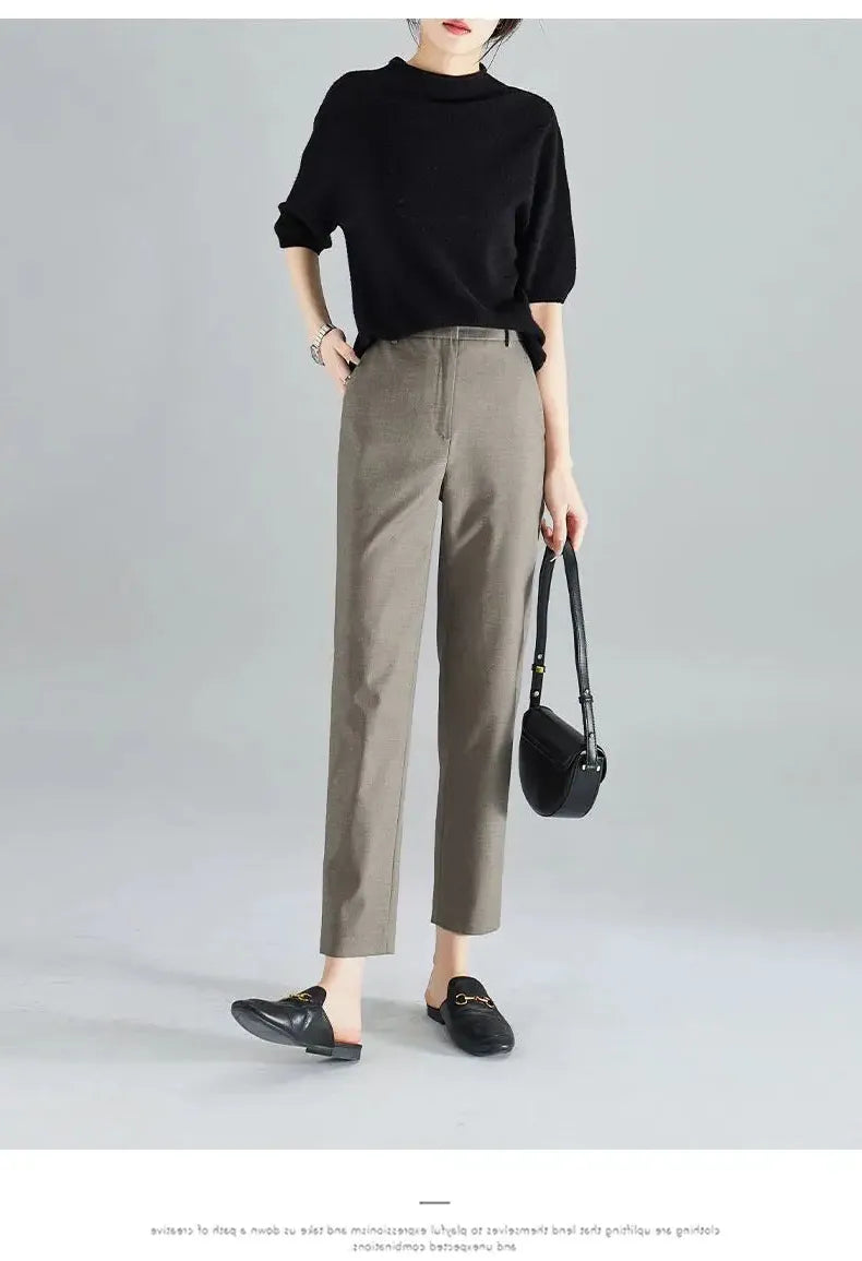 High-Waist Trousers in Soft Fabric - Chic Casual Pants for Everyday Wear - Available in Multiple Sizes