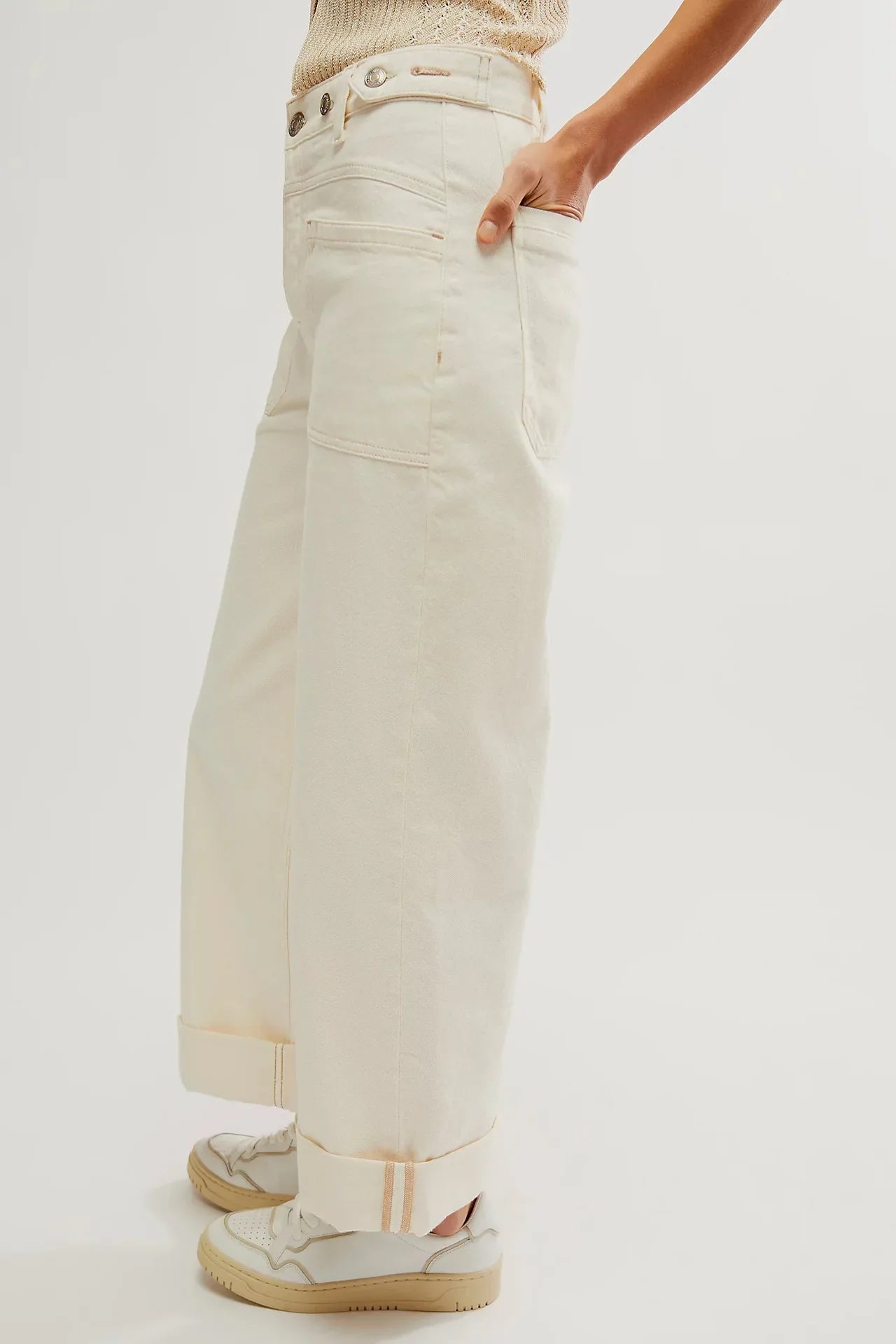 High-Waist Wide-Leg Denim Jeans for Women - Stylish Casual Fit, Versatile Everyday Wear, Available in Multiple Sizes