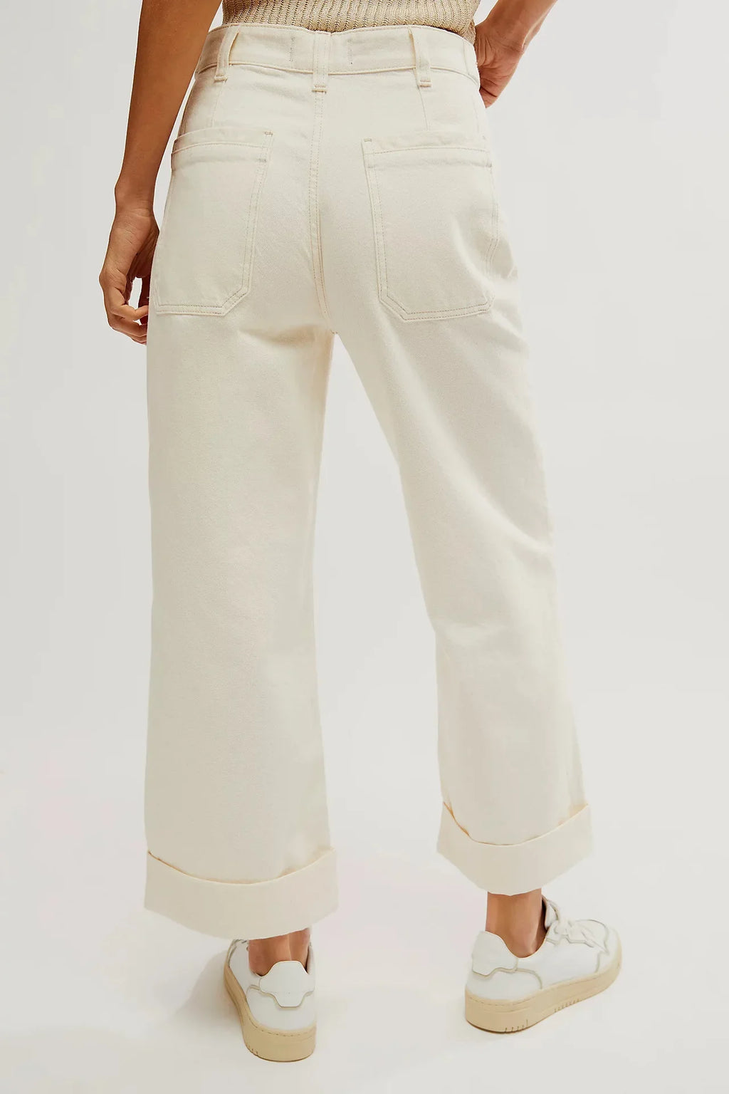 High-Waist Wide-Leg Denim Jeans for Women - Stylish Casual Fit, Versatile Everyday Wear, Available in Multiple Sizes