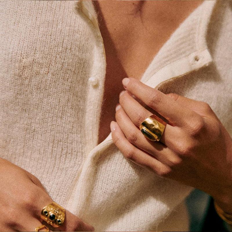 Knit Top for Women - Soft Nordique Fabric - Casual Long Sleeve Sweater - Perfect for Everyday Wear