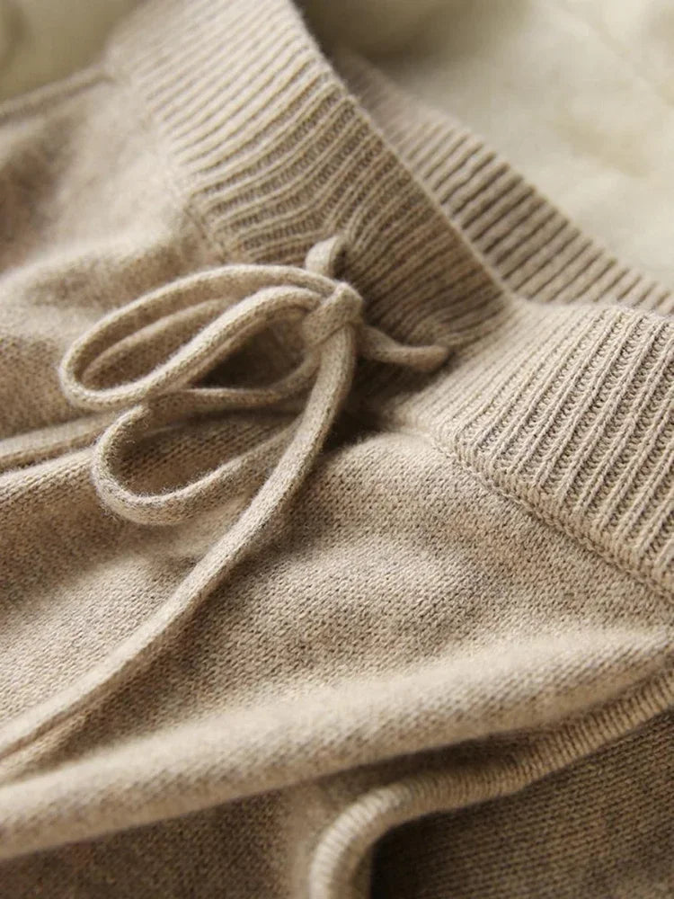 Knitted Seoul Style Set - Cozy Sweater and Pants for Casual Wear - Soft Fabric, Comfortable Fit