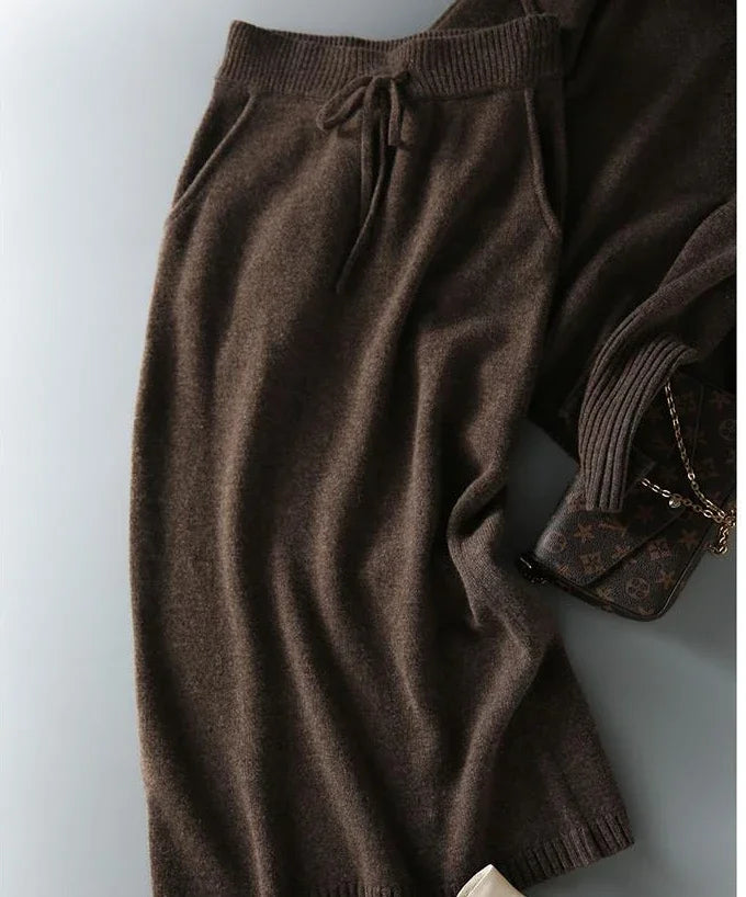 Knitted Seoul Style Set - Cozy Sweater and Pants for Casual Wear - Soft Fabric, Comfortable Fit