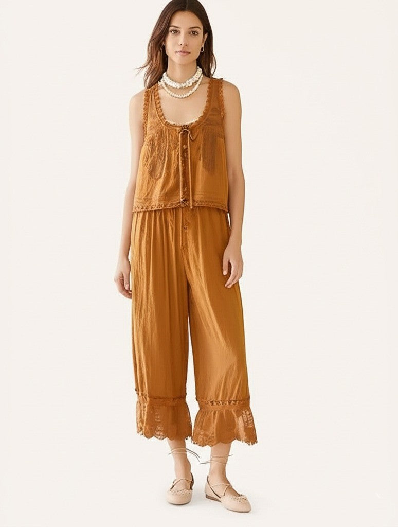 Lace Two-Piece Set for Women | Elegant Design | Perfect for Parties and Special Occasions