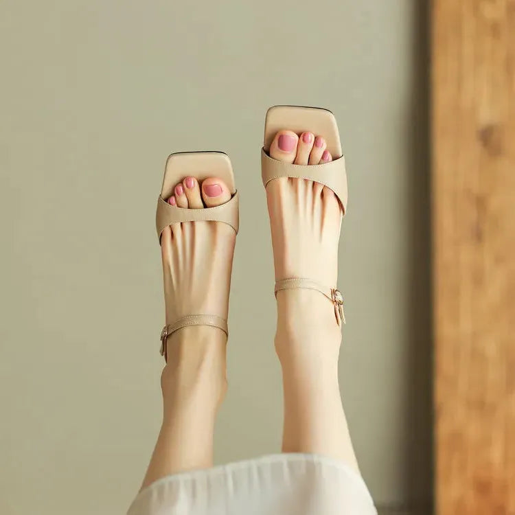 Leather Heel Mules for Women - Stylish Rosa Belle Design - Elegant Footwear for Casual and Formal Occasions