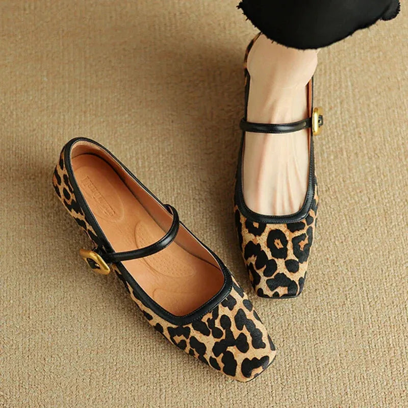 Leopard Print Mid-Heel Shoes for Women - Stylish Feline Luxe Design for Casual or Dressy Occasions