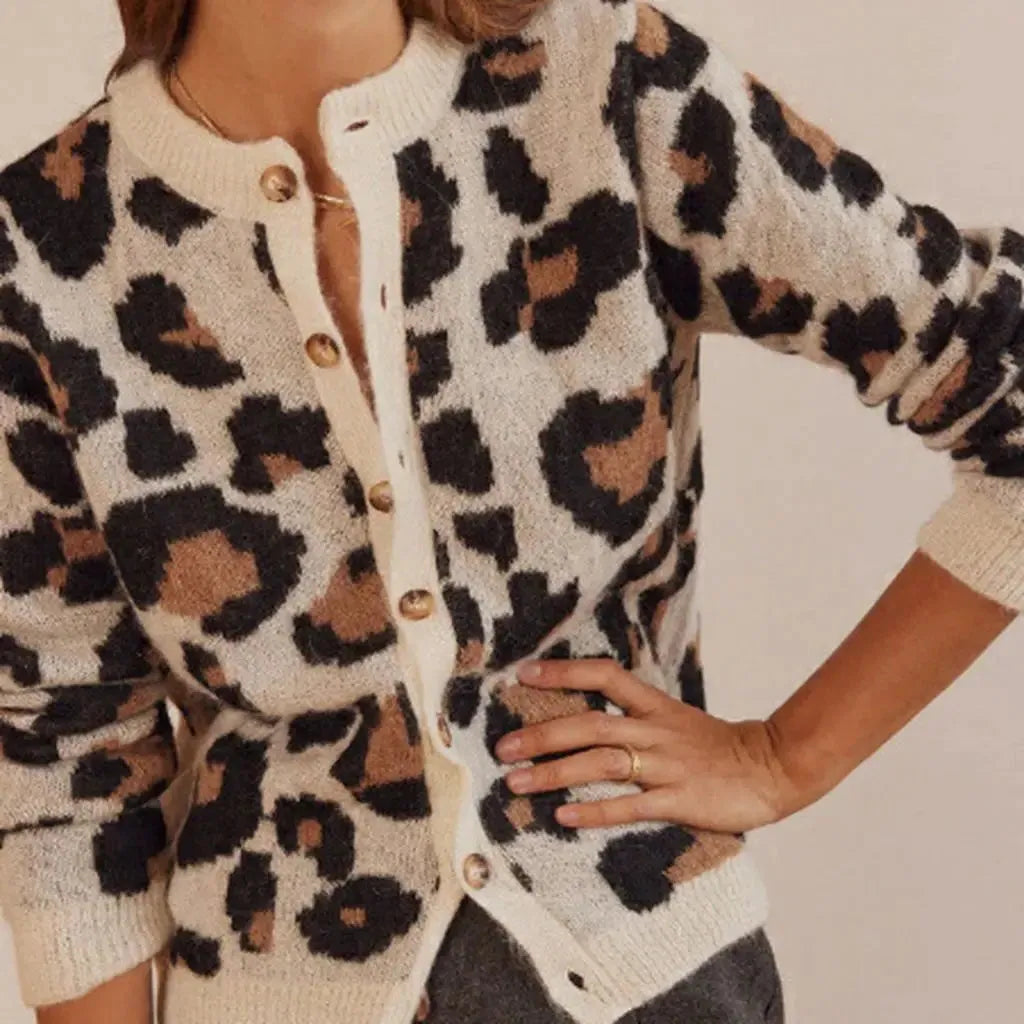 Leopard Striped Women's Top - Soft Fabric, Casual Style, Perfect for Everyday Wear