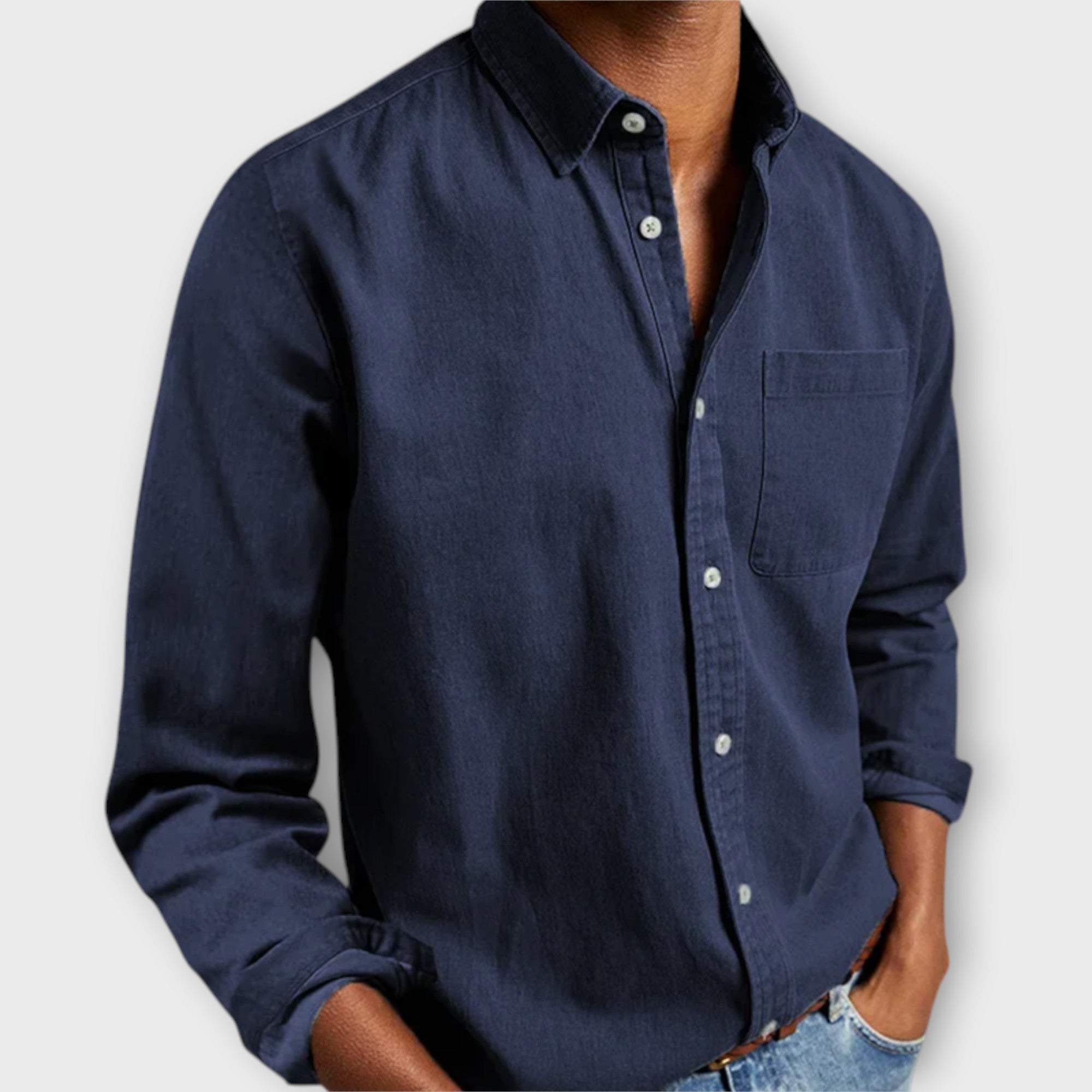 Men's Button-Front Collared Shirt with Long Sleeves and Chest Pocket