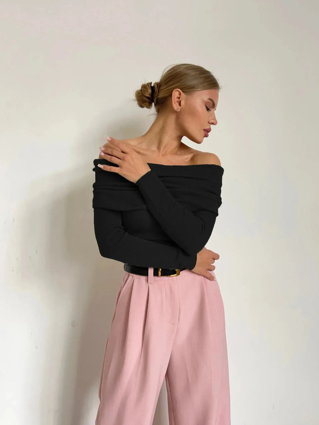 Off-Shoulder Knit Top for Women - Soft Fabric, Casual Style, Perfect for Everyday Wear and Outings