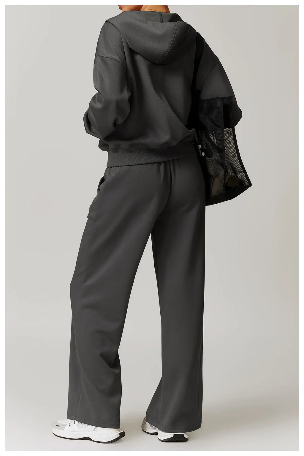 Seamless Athletic Set for Everyday Wear - Comfortable Stretch Fabric, Modern Design, Ideal for Gym and Casual Activities