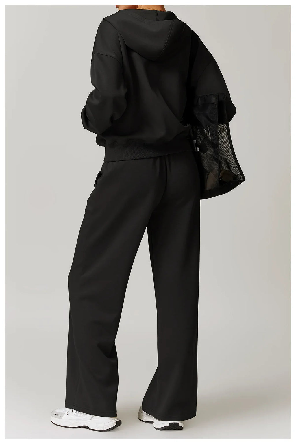 Seamless Athletic Set for Everyday Wear - Comfortable Stretch Fabric, Modern Design, Ideal for Gym and Casual Activities