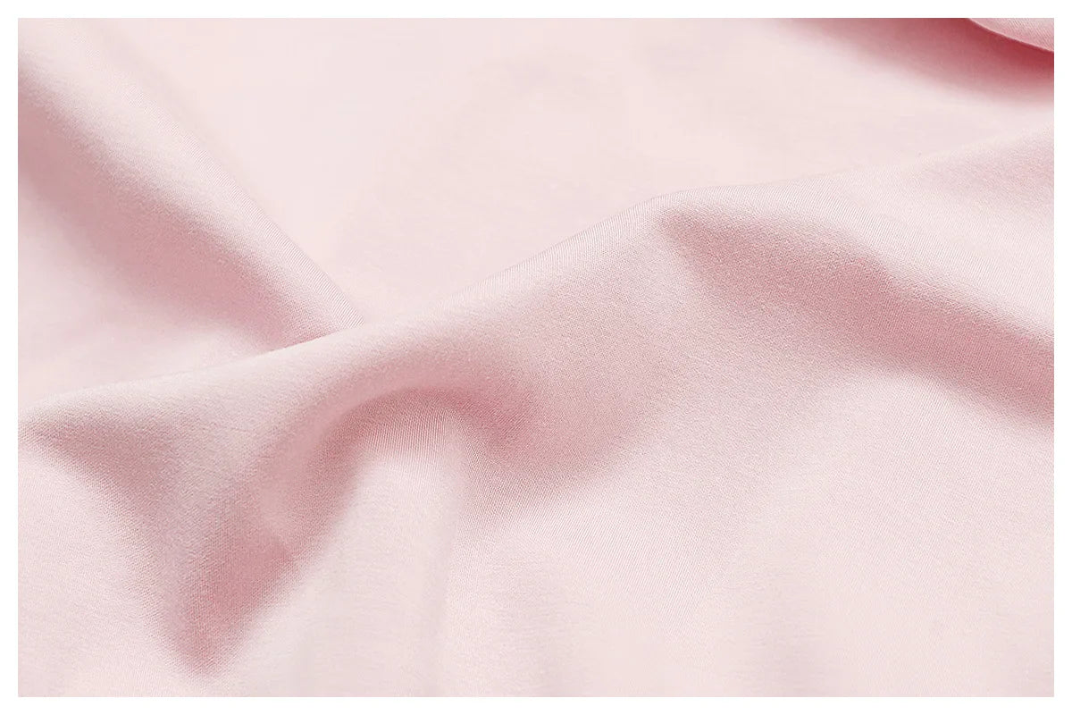 Seamless Athletic Set for Everyday Wear - Comfortable Stretch Fabric, Modern Design, Ideal for Gym and Casual Activities