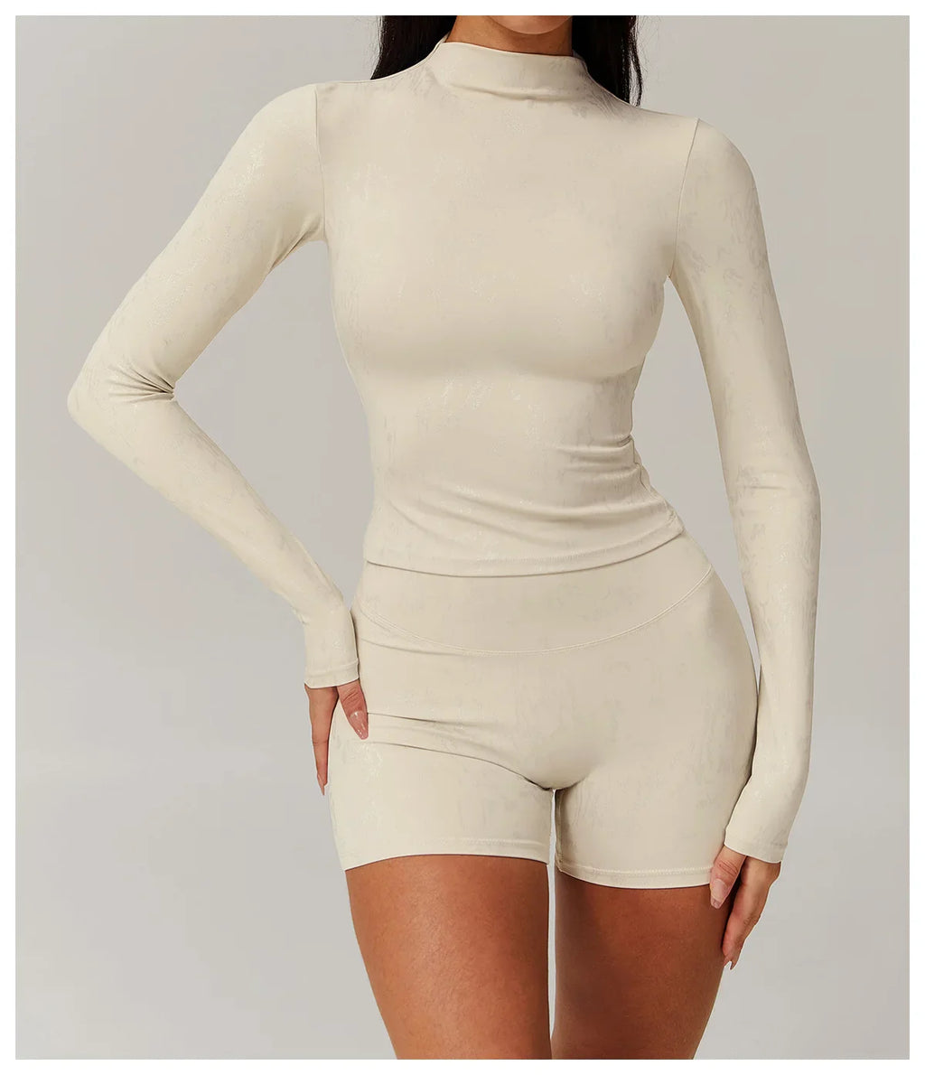 Stretch Fabric Salutation Set for Yoga and Fitness - Comfortable and Flexible Activewear Outfit