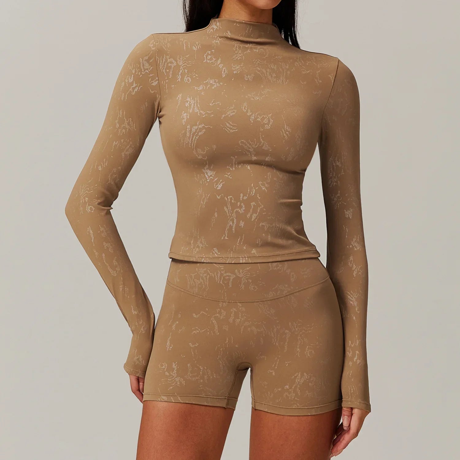 Stretch Fabric Salutation Set for Yoga and Fitness - Comfortable and Flexible Activewear Outfit