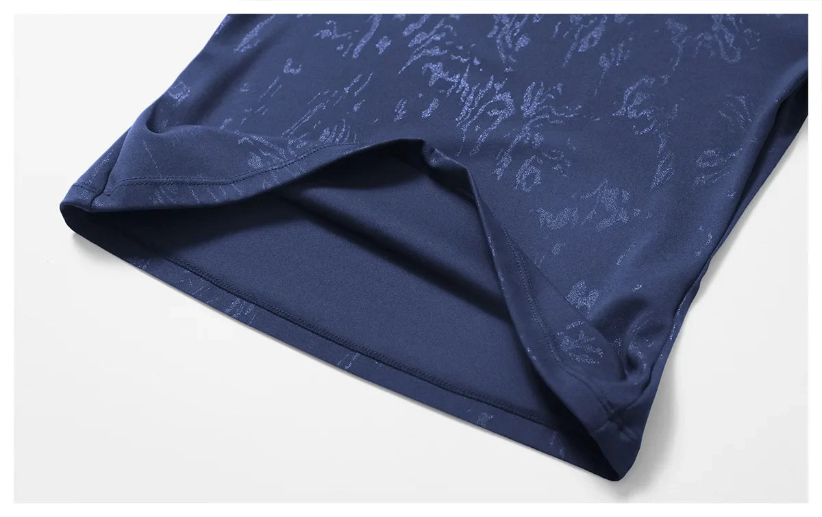 Stretch Fabric Salutation Set for Yoga and Fitness - Comfortable and Flexible Activewear Outfit