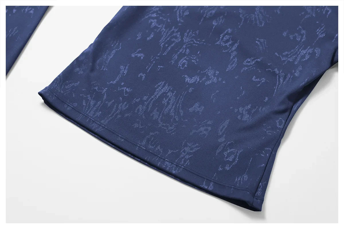 Stretch Fabric Salutation Set for Yoga and Fitness - Comfortable and Flexible Activewear Outfit