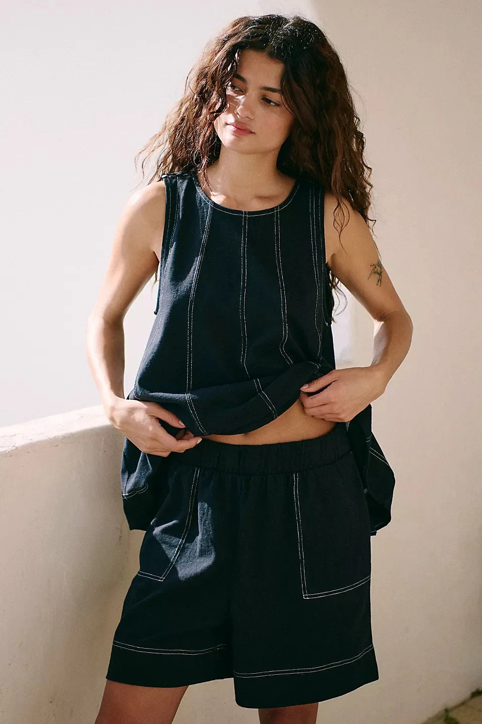 Two-Piece Women's Set - Lightweight Fabric - Casual Style - Perfect for Everyday Wear