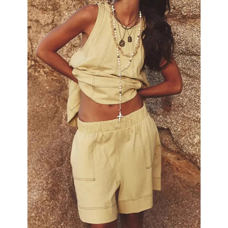 Two-Piece Women's Set - Lightweight Fabric - Casual Style - Perfect for Everyday Wear