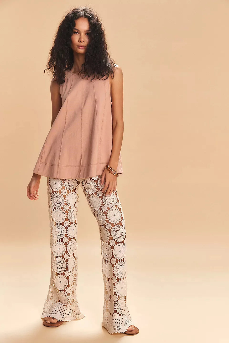 Two-Piece Women's Set - Lightweight Fabric - Casual Style - Perfect for Everyday Wear