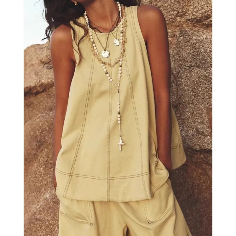 Two-Piece Women's Set - Lightweight Fabric - Casual Style - Perfect for Everyday Wear