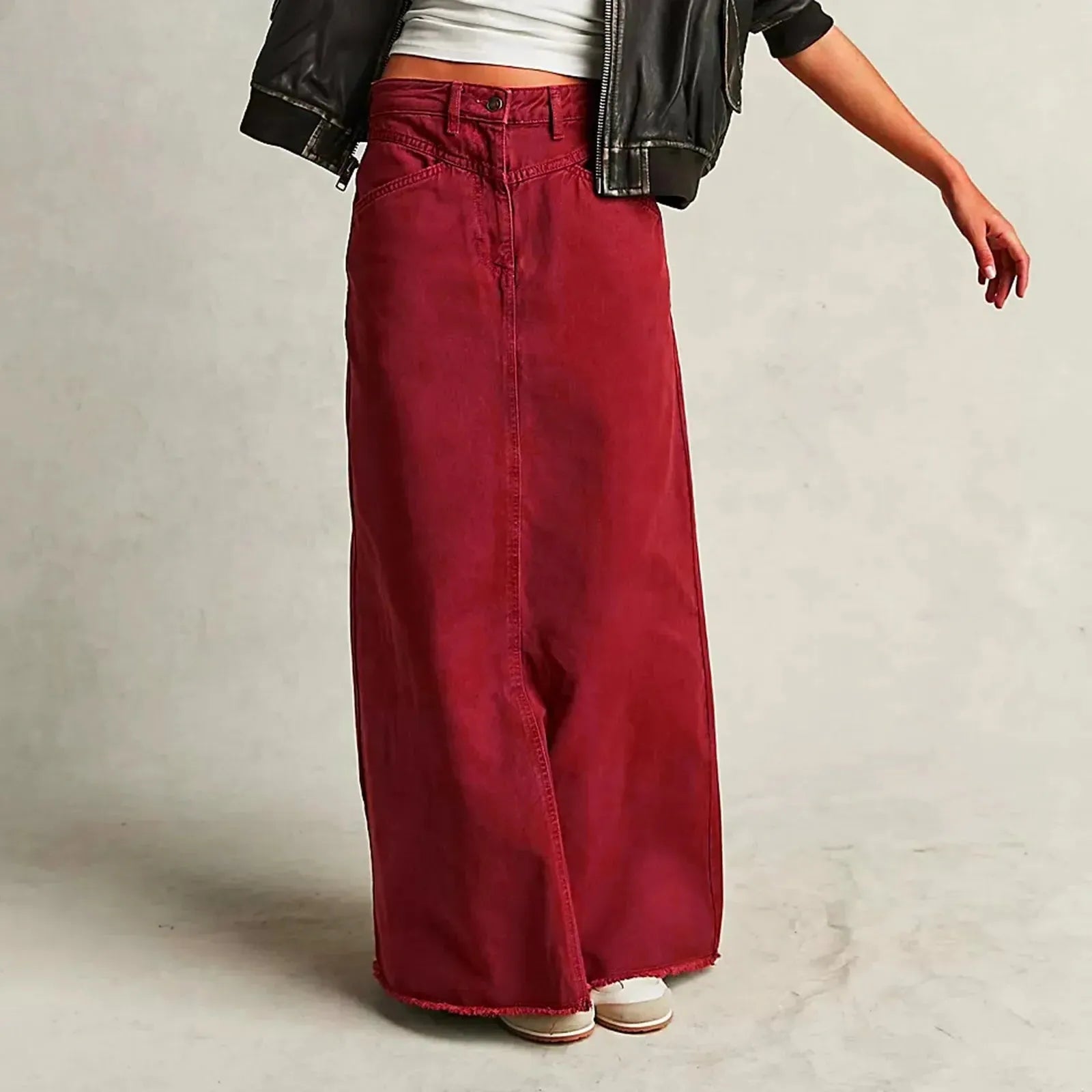 Vintage Denim Skirt for Women - Classic Jean Design - Casual Everyday Wear - Versatile Mid-Length Style