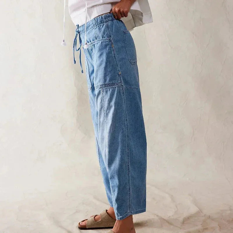 Weekend Casual Denim Jeans for Women - Comfortable Stretch Fabric, Classic Fit, Versatile Everyday Wear