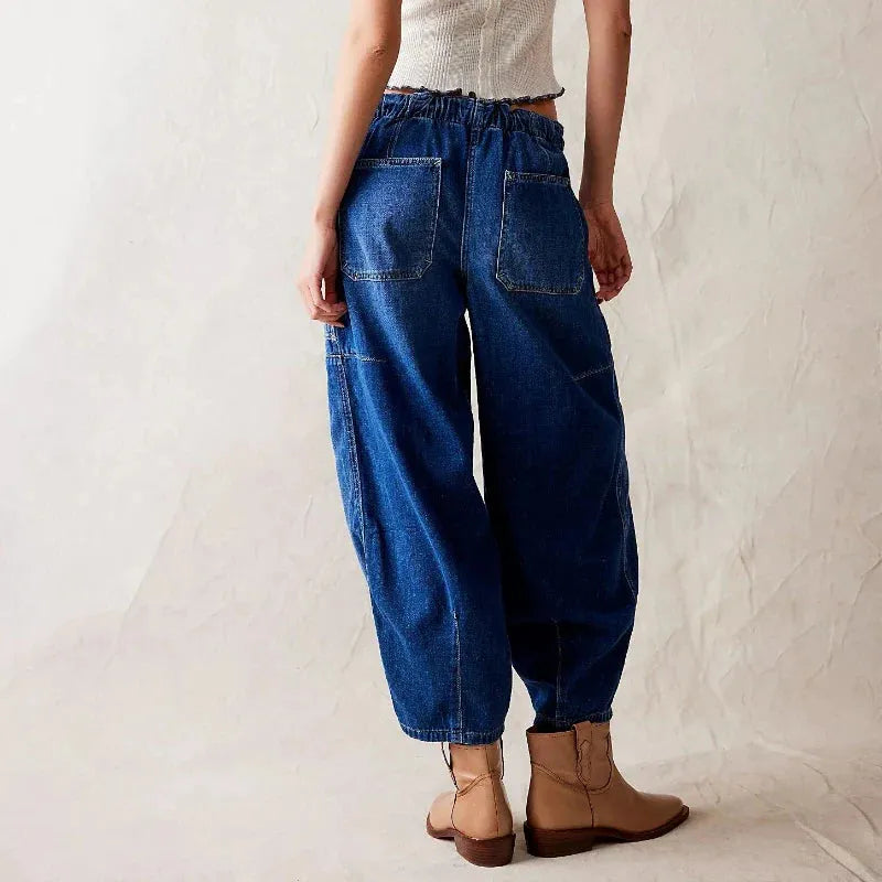 Weekend Casual Denim Jeans for Women - Comfortable Stretch Fabric, Classic Fit, Versatile Everyday Wear