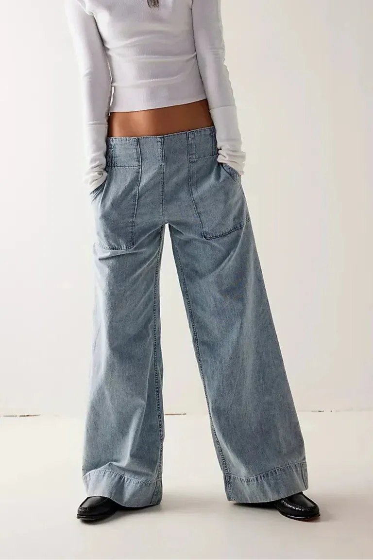 Wide-Leg Denim Jeans for Women | Comfortable Cotton Fabric | Casual Everyday Wear | Versatile Fashion Bottoms