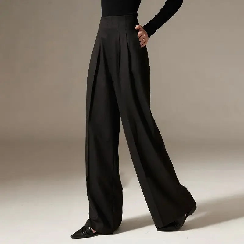 Wide Leg Draped Pants in Soft Fabric for Casual or Dressy Occasions - Comfortable and Stylish Women's Trousers