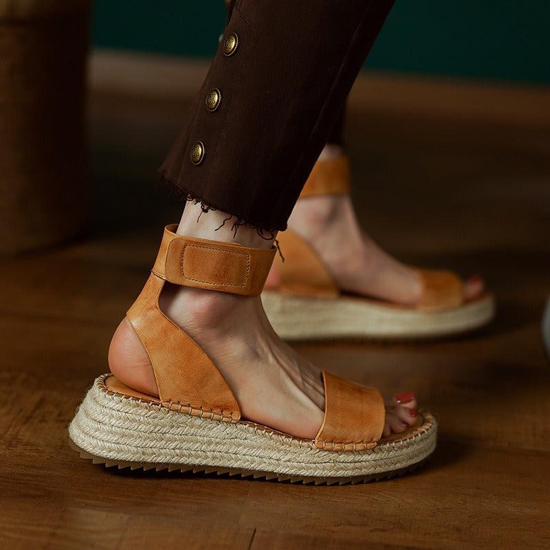 Women's Leather Strap Sandals - Classic Design for Everyday Wear - Comfortable and Stylish Footwear