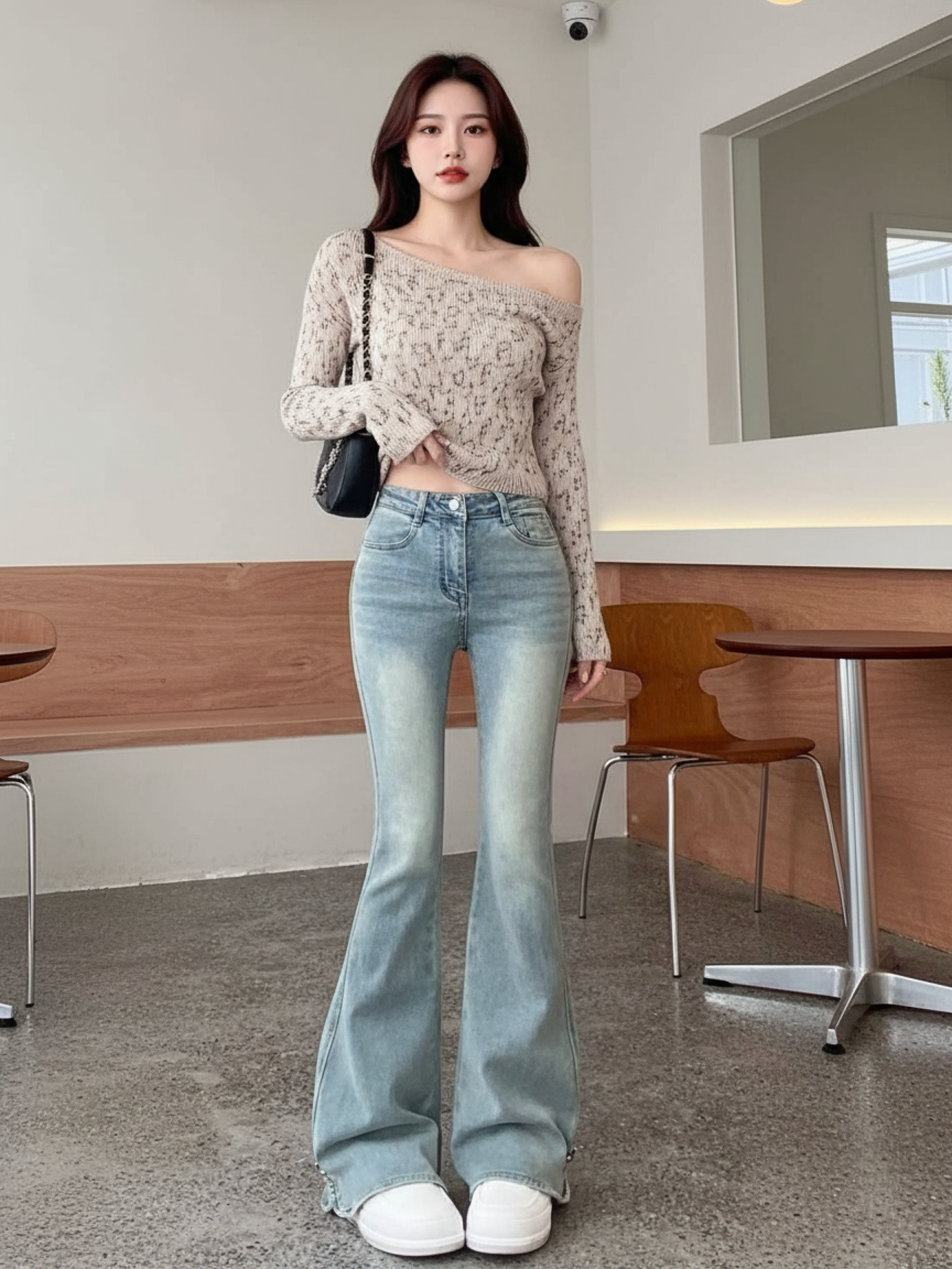Women’s Retro Flare Bell Bottom Jeans - High-Waisted Denim Trousers for Casual Wear