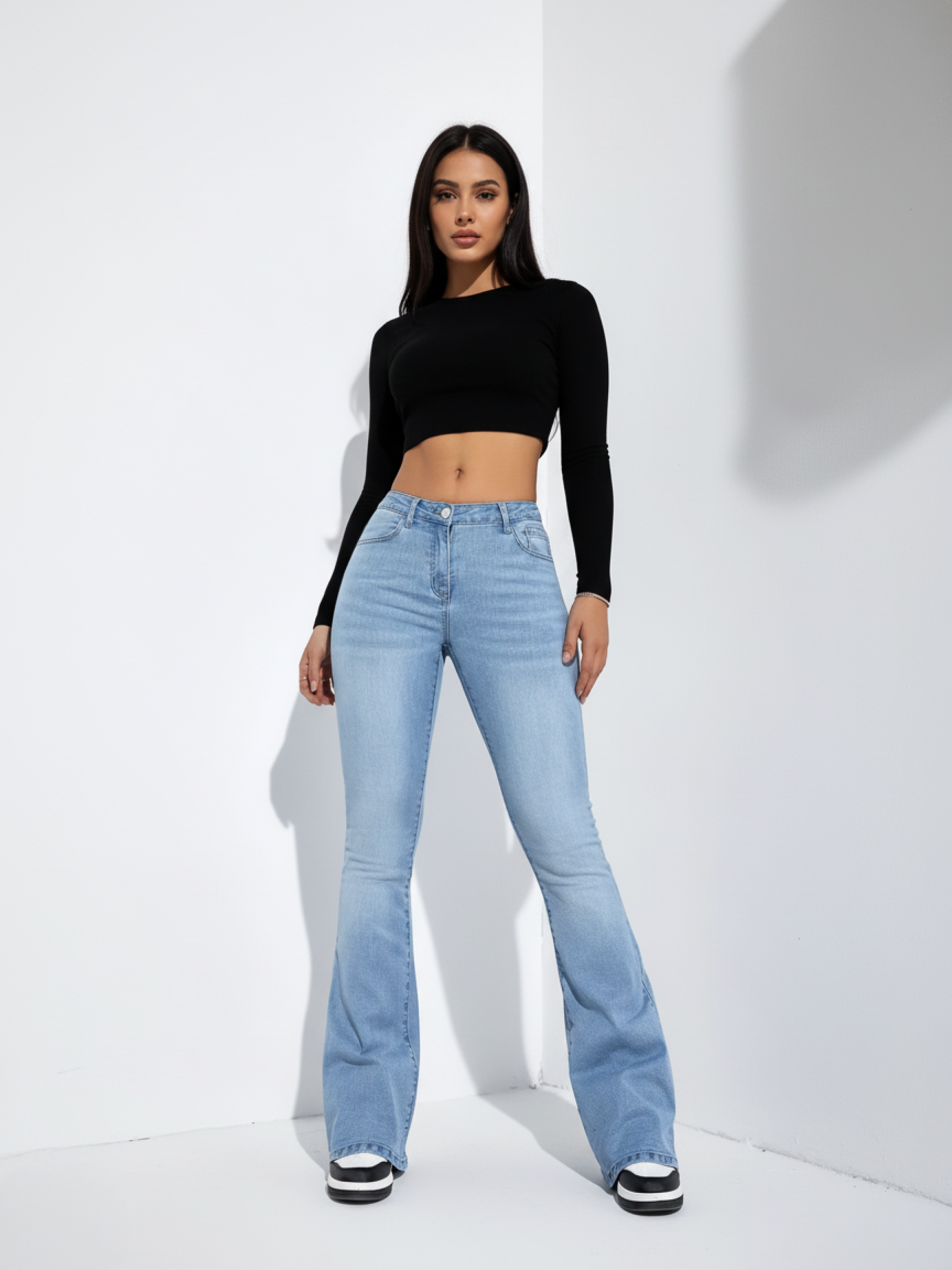 Women’s Retro Flare Bell Bottom Jeans - High-Waisted Denim Trousers for Casual Wear