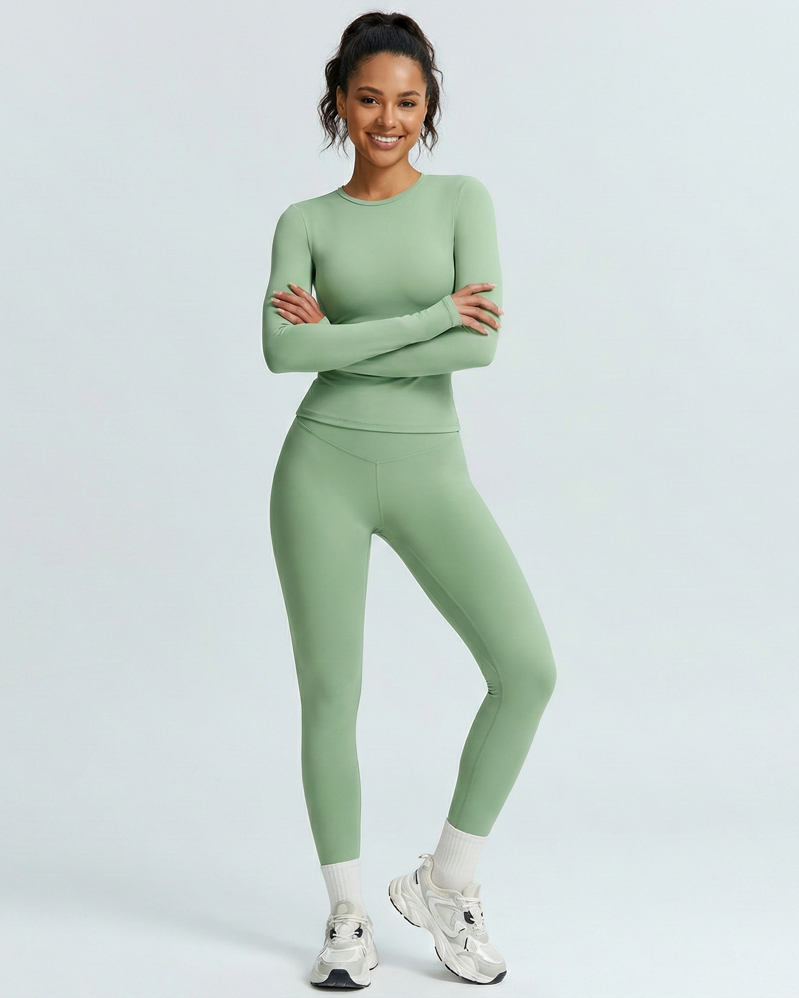 Women's Two-Piece Workout Set - Breathable Fabric, Stylish Design for Gym and Fitness Activities