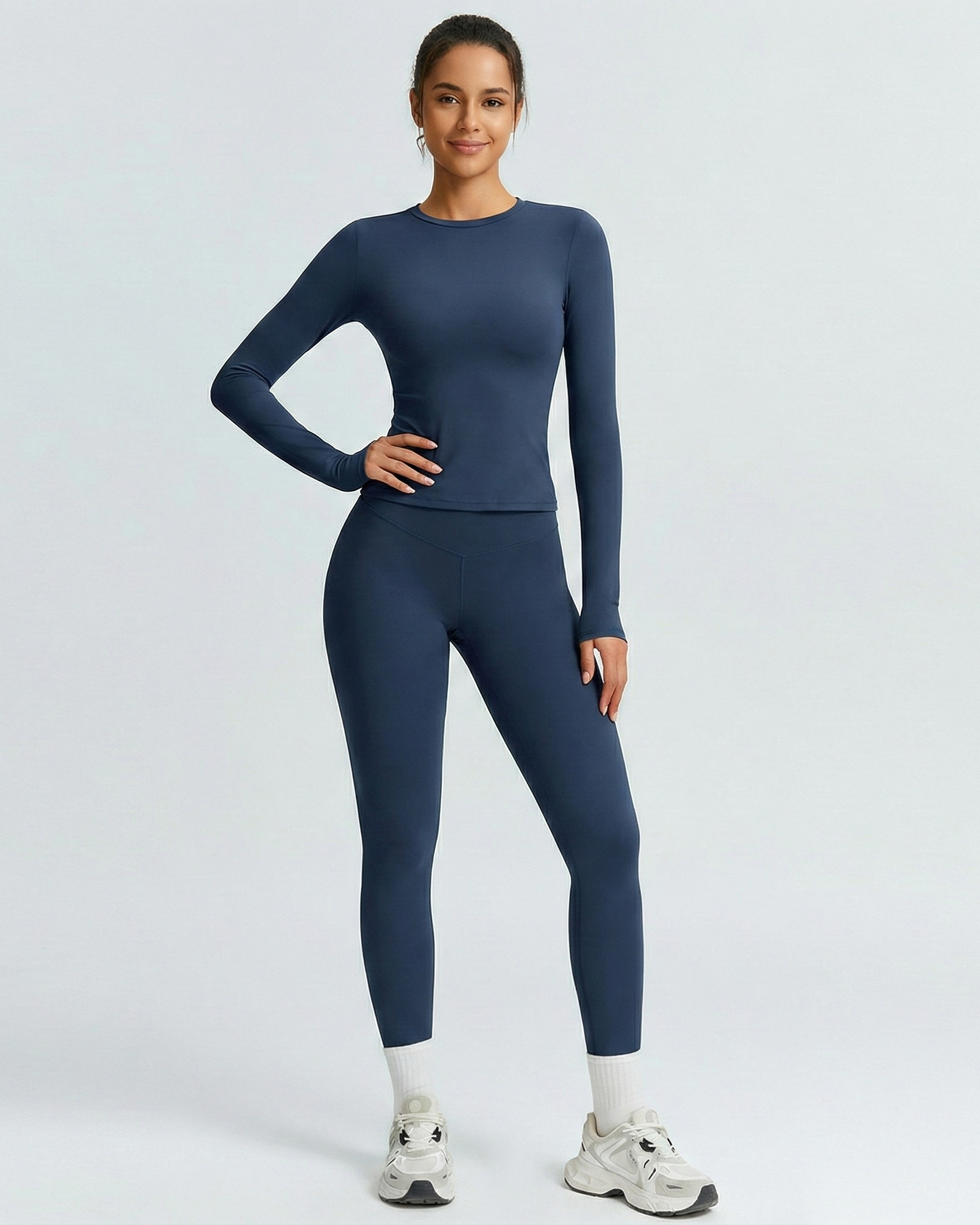 Women's Two-Piece Workout Set - Breathable Fabric, Stylish Design for Gym and Fitness Activities